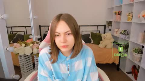 elma_lily online show from February 20, 8:05 am