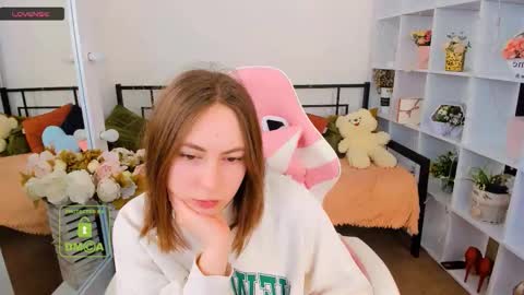 elma_lily online show from February 27, 9:35 am