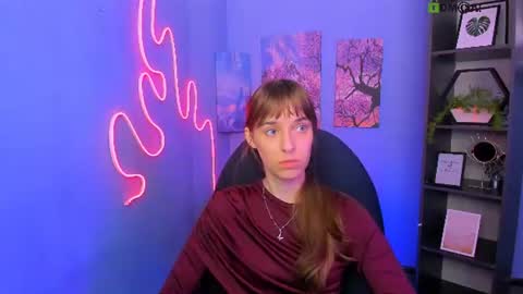 Ella online show from July 13, 1:04 pm