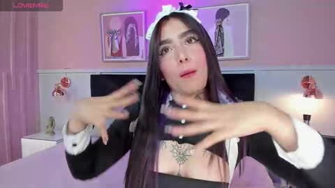 Elodie  online show from September 16, 1:24 pm