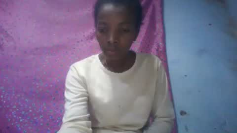 elodynarcisse online show from November 16, 5:15 pm