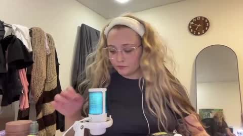 Katie online show from May 8, 1:50 pm