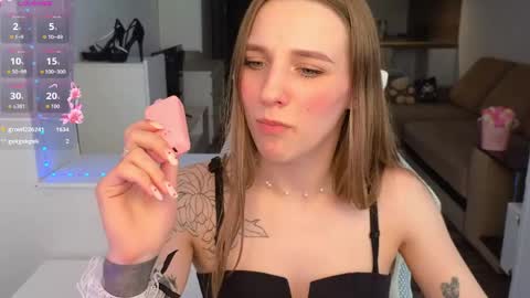 elsa_cute1 online show from March 31, 8:48 am