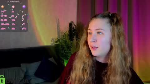 Elsie online show from May 24, 1:57 am