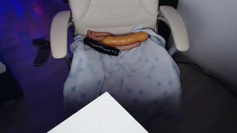 elssa_rush online show from December 17, 6:58 pm