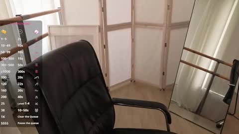 Erica  online show from April 14, 1:36 pm