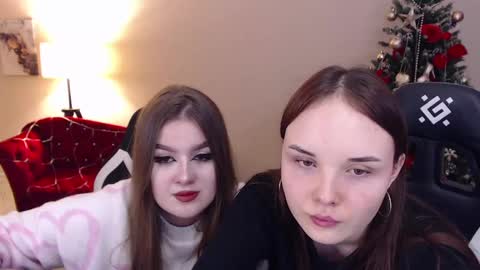 ElvingBella online show from December 29, 3:57 pm