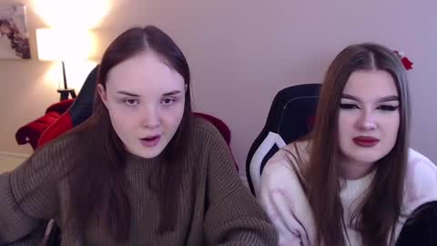 ElvingBella online show from February 28, 10:30 am