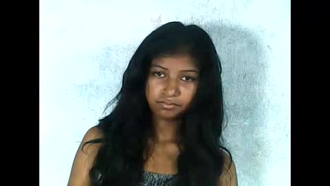 elynah195043 online show from June 3, 6:24 pm