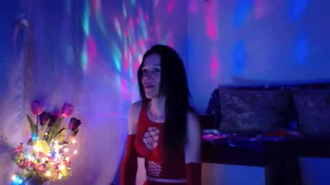 Elisa online show from March 11, 9:48 pm