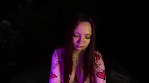 Call me Elis online show from February 5, 7:12 am