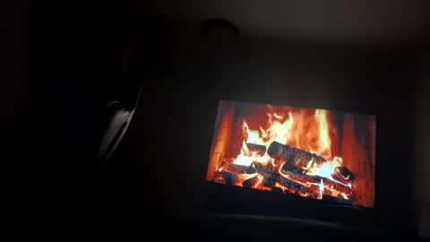 em3rald9090 online show from December 16, 8:20 am