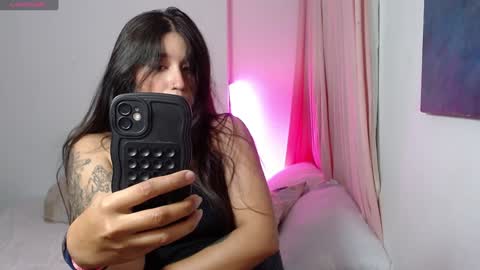 A N D R E A online show from February 9, 4:14 am