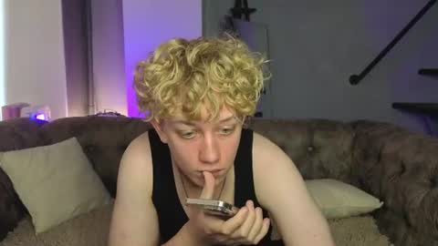 em_chipsi online show from July 24, 4:59 pm