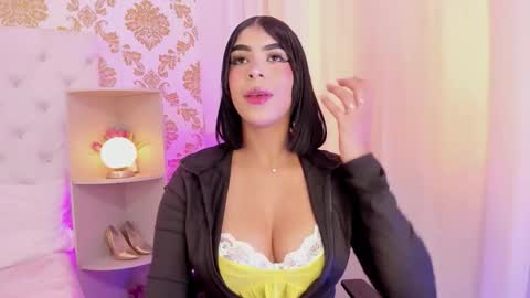 Ema Lambert  online show from December 3, 5:46 pm