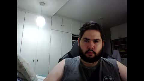 embarrassed_str8_3incher online show from March 8, 3:32 am