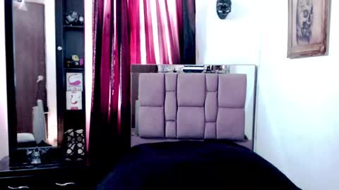 Emerald Black online show from March 3, 3:22 pm