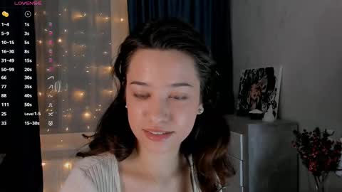 Snapshot of emeliareaper chatting on February 25, 12:36 am Emelia online show from February 25, 12:36 am