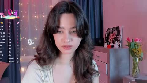 Snapshot of emeliareaper chatting on March 6, 11:53 pm Emelia online show from March 6, 11:53 pm