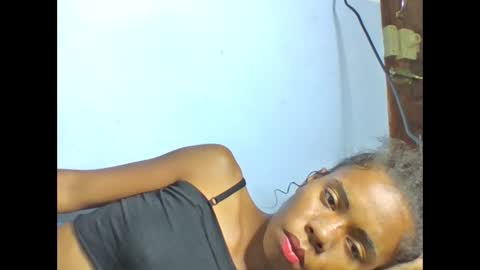 emelie473837 online show from April 8, 9:56 am