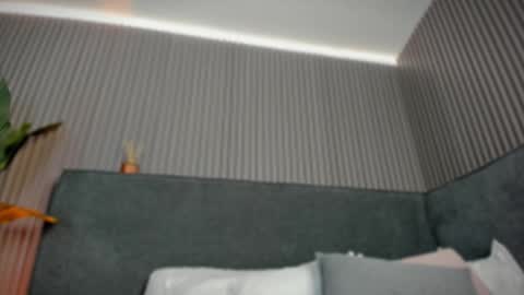 emelie_89 online show from March 25, 11:39 am