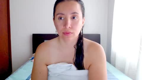 emely_sexx online show from October 24, 8:09 pm