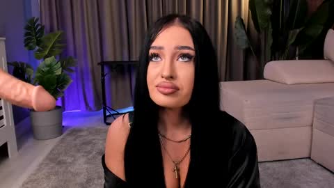 Emerald online show from April 13, 3:27 pm