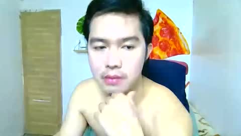 emersontwinks online show from February 2, 4:53 am