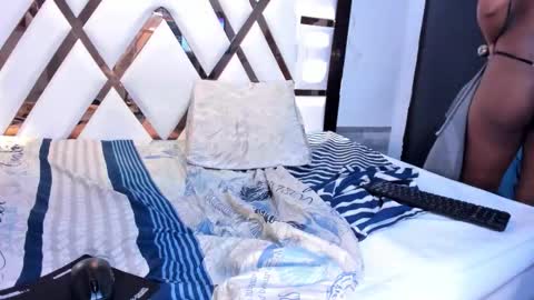 Emy online show from February 15, 7:51 am