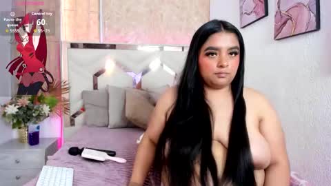 Snapshot of emiiily_brownn chatting on September 19, 7:39 pm Emily online show from September 19, 7:39 pm