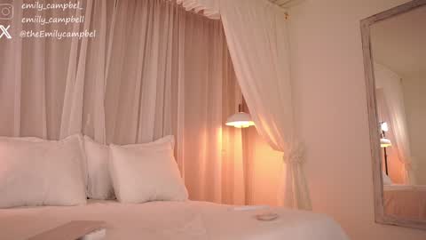 Emily Campbell online show from March 19, 10:47 pm