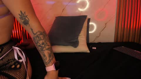   online show from January 31, 2:15 am