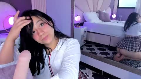 Emily  online show from April 19, 6:10 pm