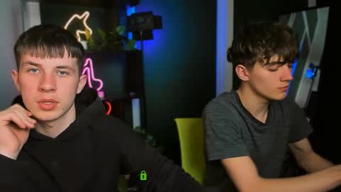 emil_lucky online show from April 3, 6:48 pm