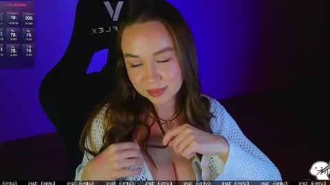 Emili online show from March 10, 4:55 pm