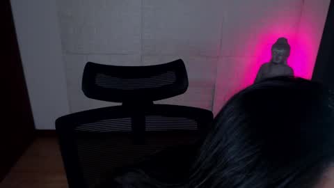 POWERFULL GODDESS EMILI online show from September 17, 8:07 am