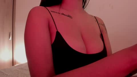 Emilia Big Boobs online show from January 21, 4:48 pm