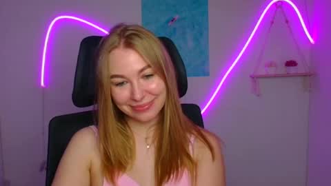 Emilia online show from June 26, 6:52 am