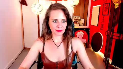 Emilia Bedy online show from July 15, 10:31 am