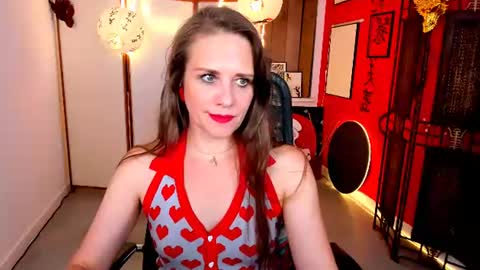 Emilia Bedy online show from July 10, 9:03 am