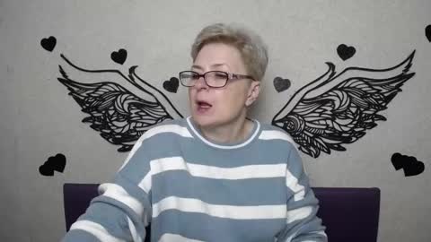 EmiliaGree online show from March 25, 6:25 pm