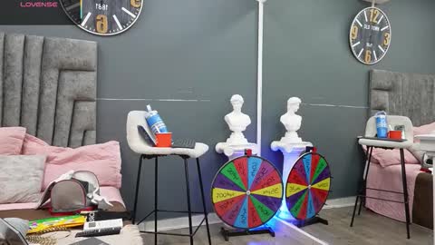 Emilio online show from February 24, 11:35 am