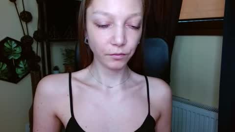 Emilly online show from March 18, 6:41 am