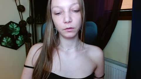 Emilly online show from April 1, 10:16 am