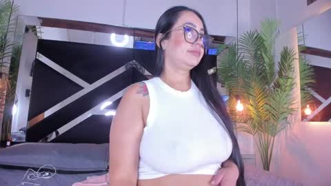 Emily  online show from September 18, 11:14 am