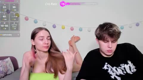 emily_and_ilumi online show from February 15, 9:59 pm