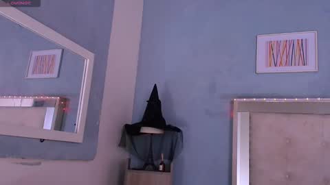 Snapshot of emily_castillo_1 chatting on October 20, 3:22 am emily_castillo_1 online show from October 20, 3:22 am