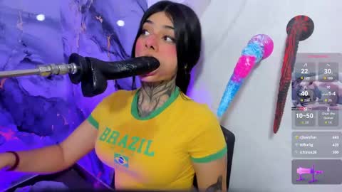 emily_evol online show from April 23, 11:51 am