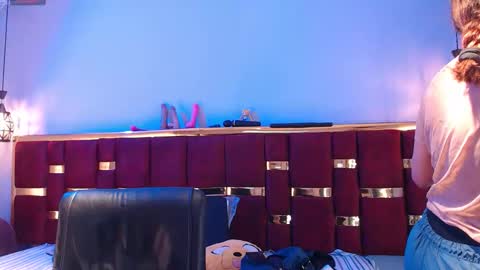 emily fox 3 online show from October 30, 11:44 am