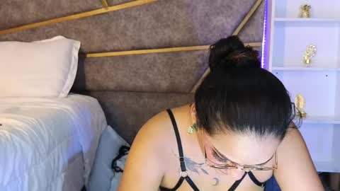 Emily online show from June 5, 7:30 pm